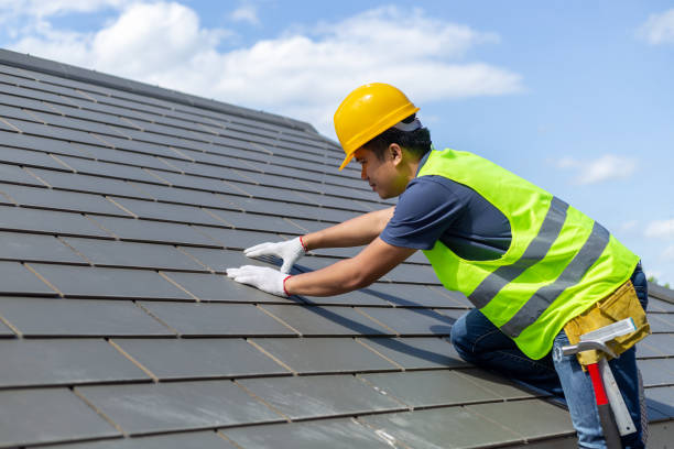 Best Local Roofing Companies  in Wollochet, WA